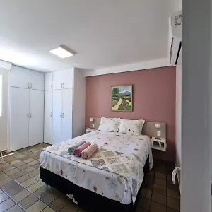 De 3 Quartos A 100 Metros Da De Boa Viagem Recife